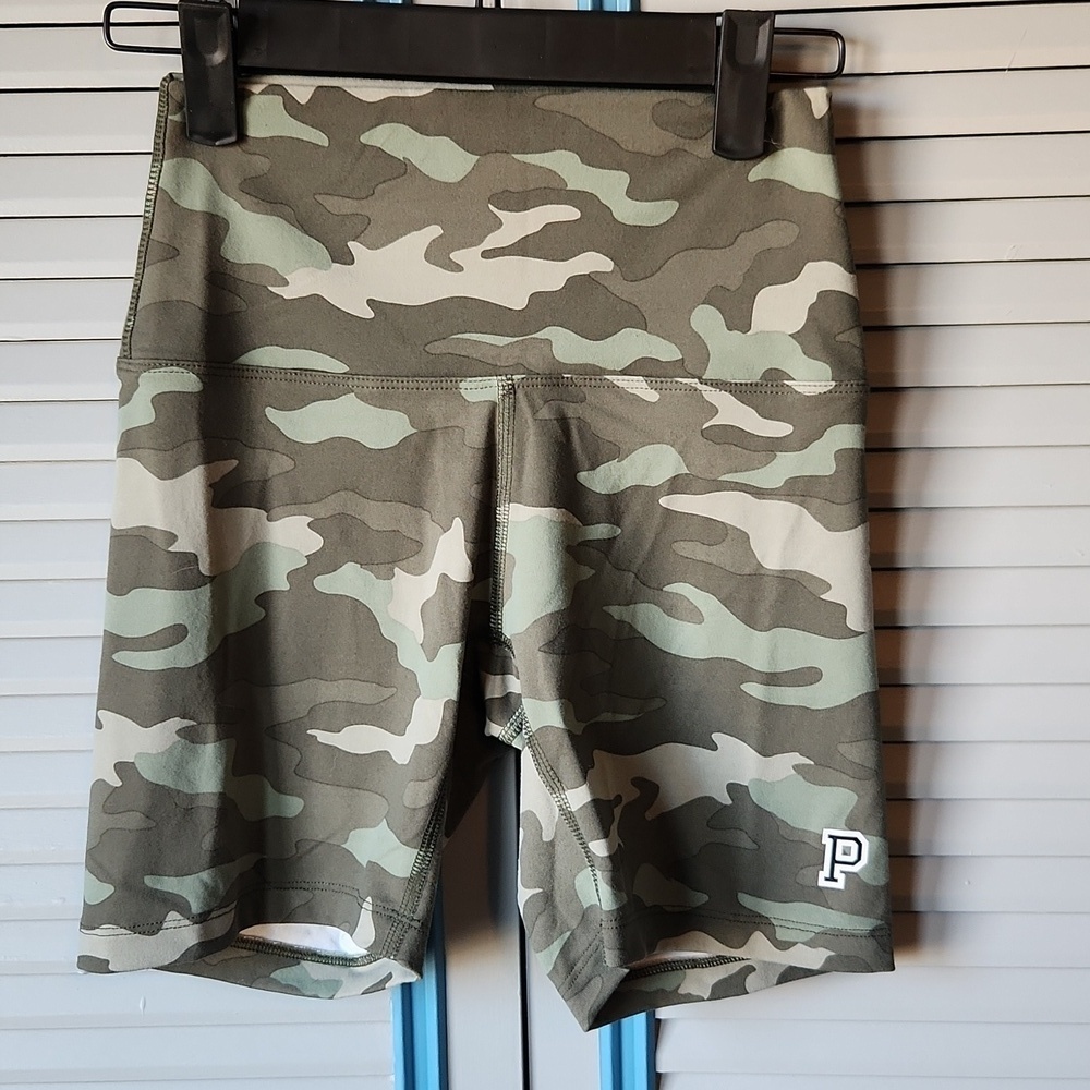 Pink Victoria’s Secret Camo Print Bike Shorts - Picture 2 of 10